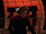 extant_StarTrek_Voyager_4x26-HopeAndFear_03566.jpg