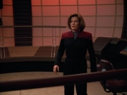 extant_StarTrek_Voyager_4x26-HopeAndFear_03610.jpg