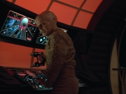 extant_StarTrek_Voyager_4x26-HopeAndFear_03620.jpg