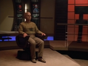 extant_StarTrek_Voyager_4x26-HopeAndFear_03661.jpg
