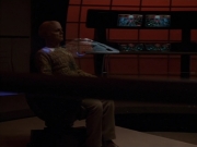 extant_StarTrek_Voyager_4x26-HopeAndFear_03672.jpg