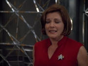 extant_StarTrek_Voyager_4x26-HopeAndFear_03717.jpg