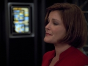 extant_StarTrek_Voyager_4x26-HopeAndFear_03744.jpg