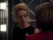 extant_StarTrek_Voyager_4x26-HopeAndFear_03757.jpg
