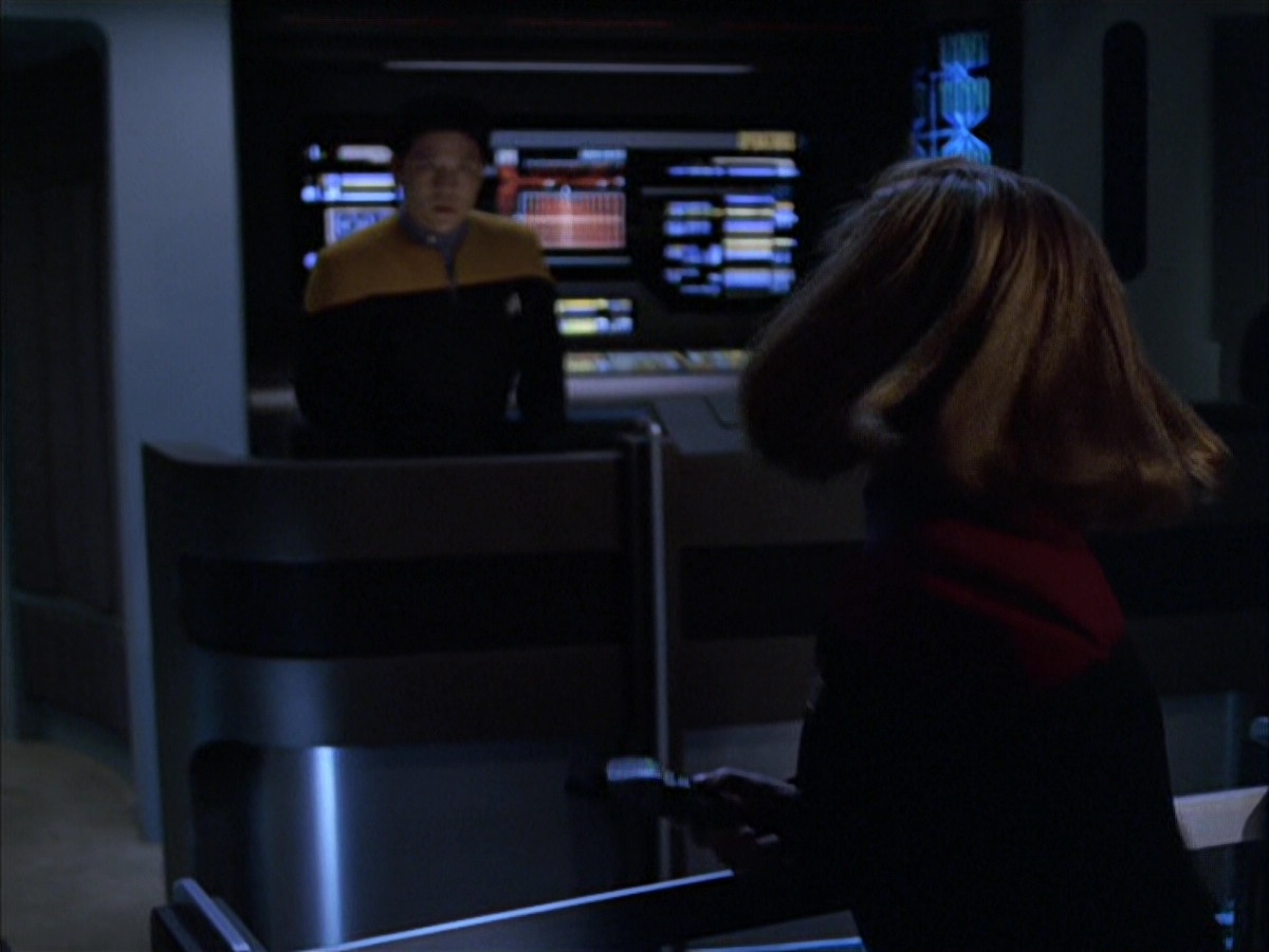 extant_StarTrek_VOY_6x01-EquinoxPart2_00179.jpg