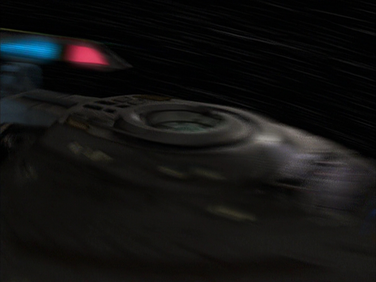 extant_StarTrek_VOY_6x01-EquinoxPart2_00190.jpg