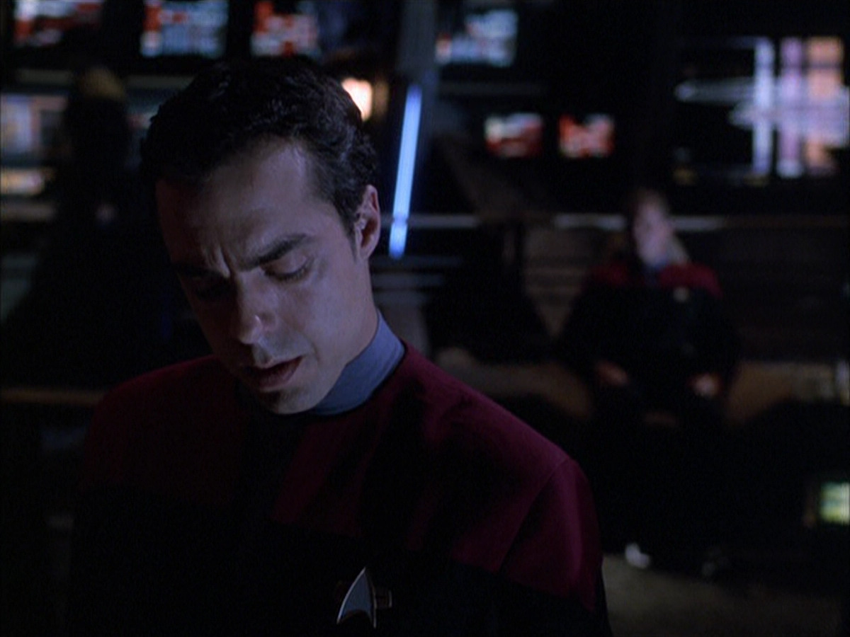 extant_StarTrek_VOY_6x01-EquinoxPart2_00196.jpg
