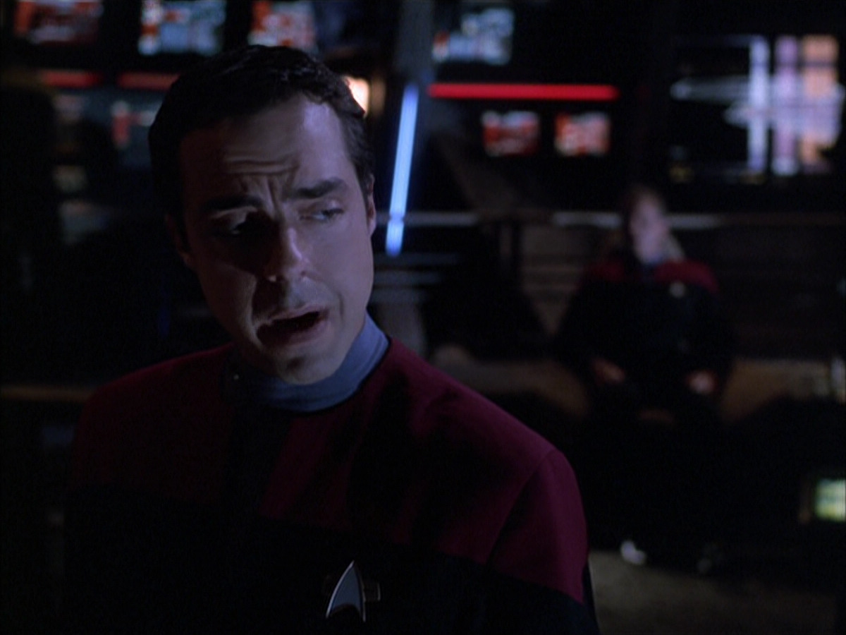 extant_StarTrek_VOY_6x01-EquinoxPart2_00197.jpg