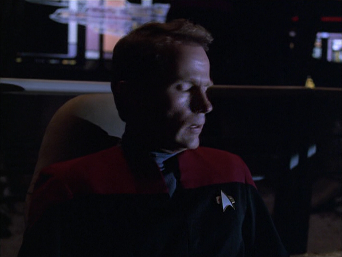 extant_StarTrek_VOY_6x01-EquinoxPart2_00210.jpg
