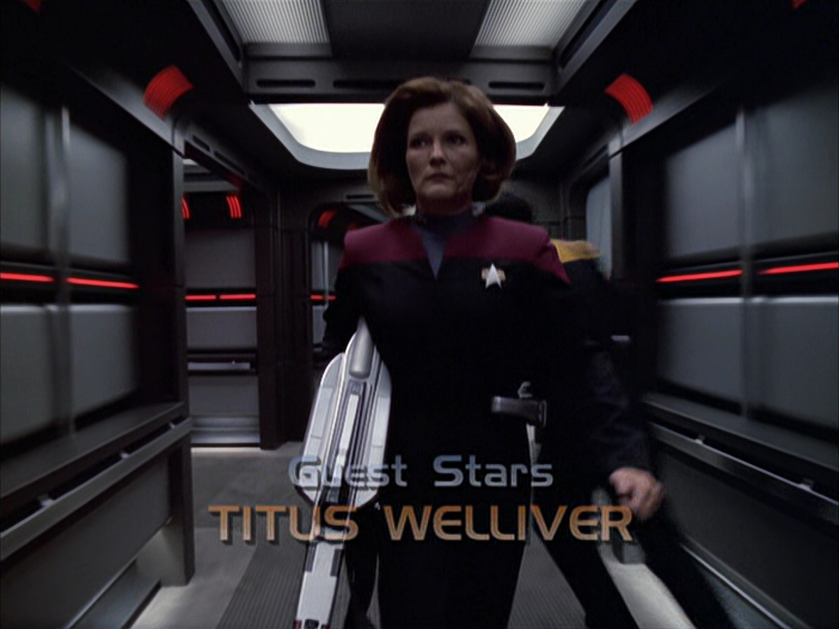extant_StarTrek_VOY_6x01-EquinoxPart2_00380.jpg