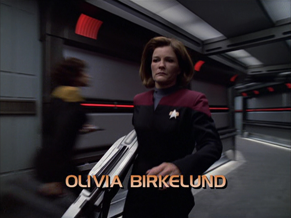 extant_StarTrek_VOY_6x01-EquinoxPart2_00387.jpg