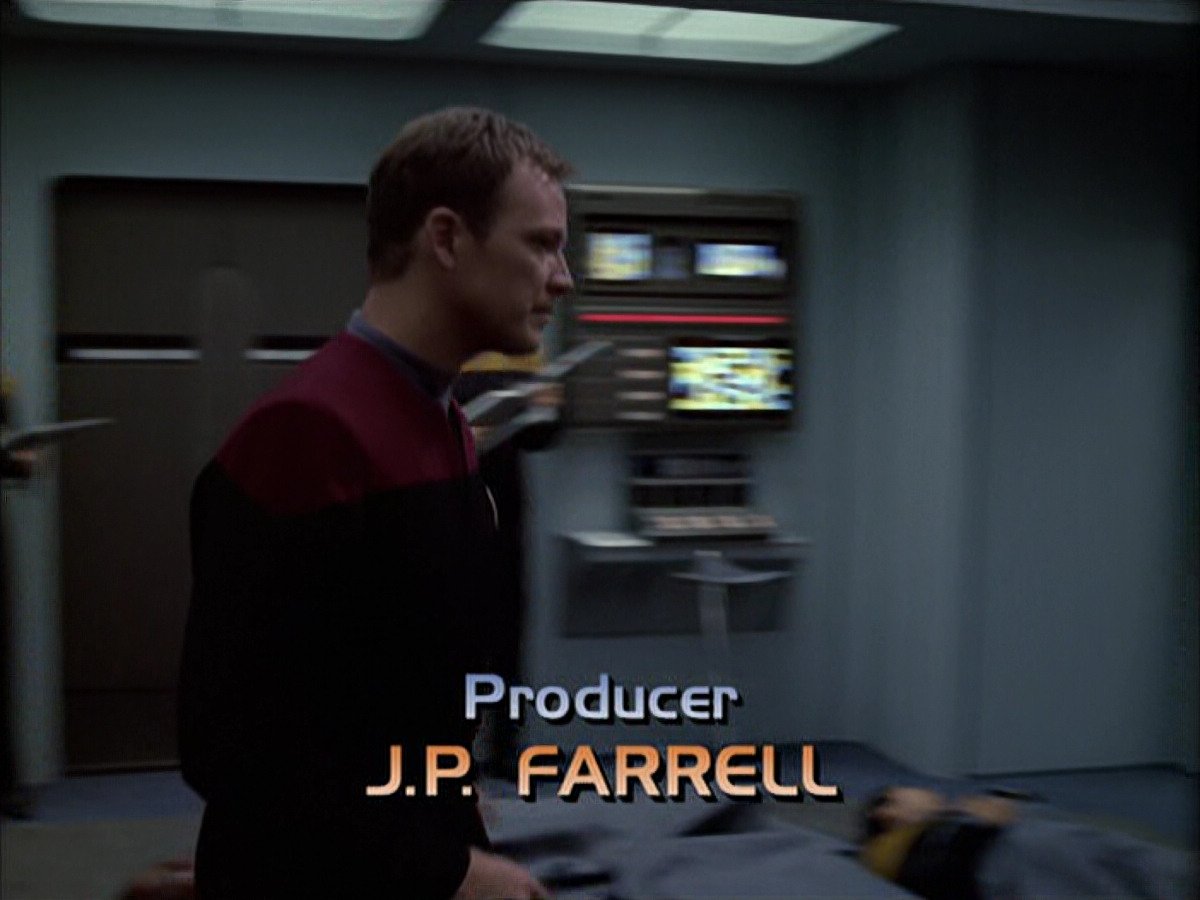 extant_StarTrek_VOY_6x01-EquinoxPart2_00425.jpg