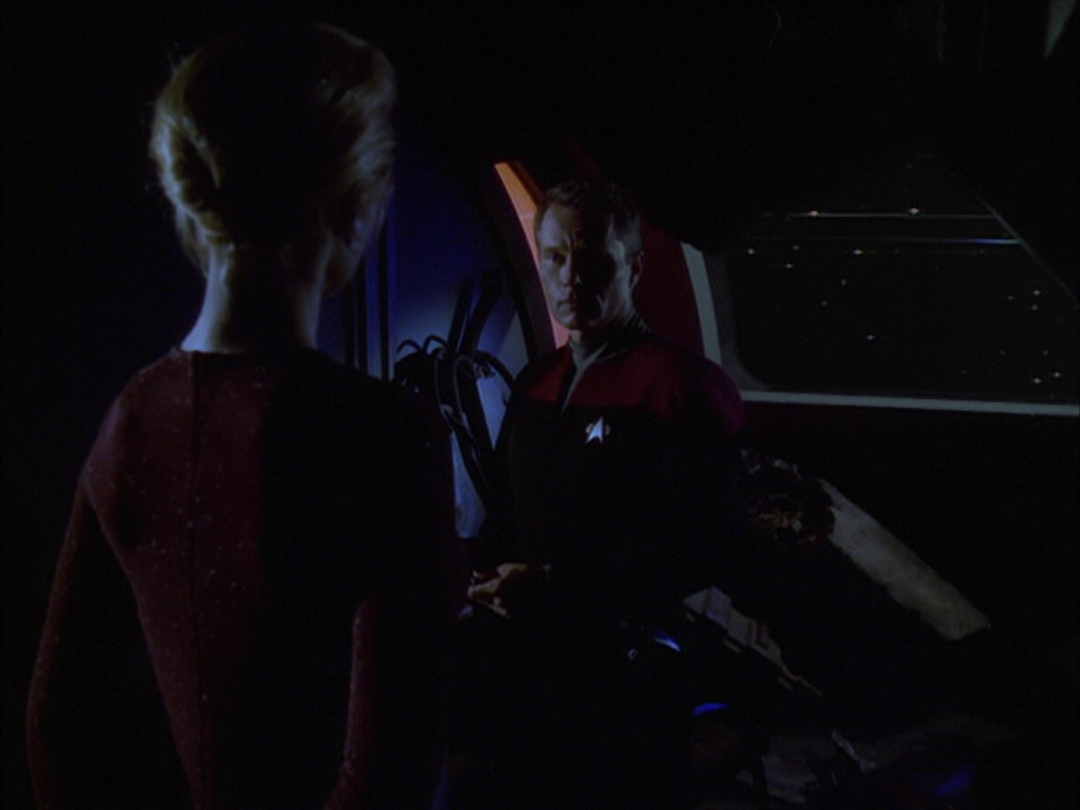extant_StarTrek_VOY_6x01-EquinoxPart2_00579.jpg