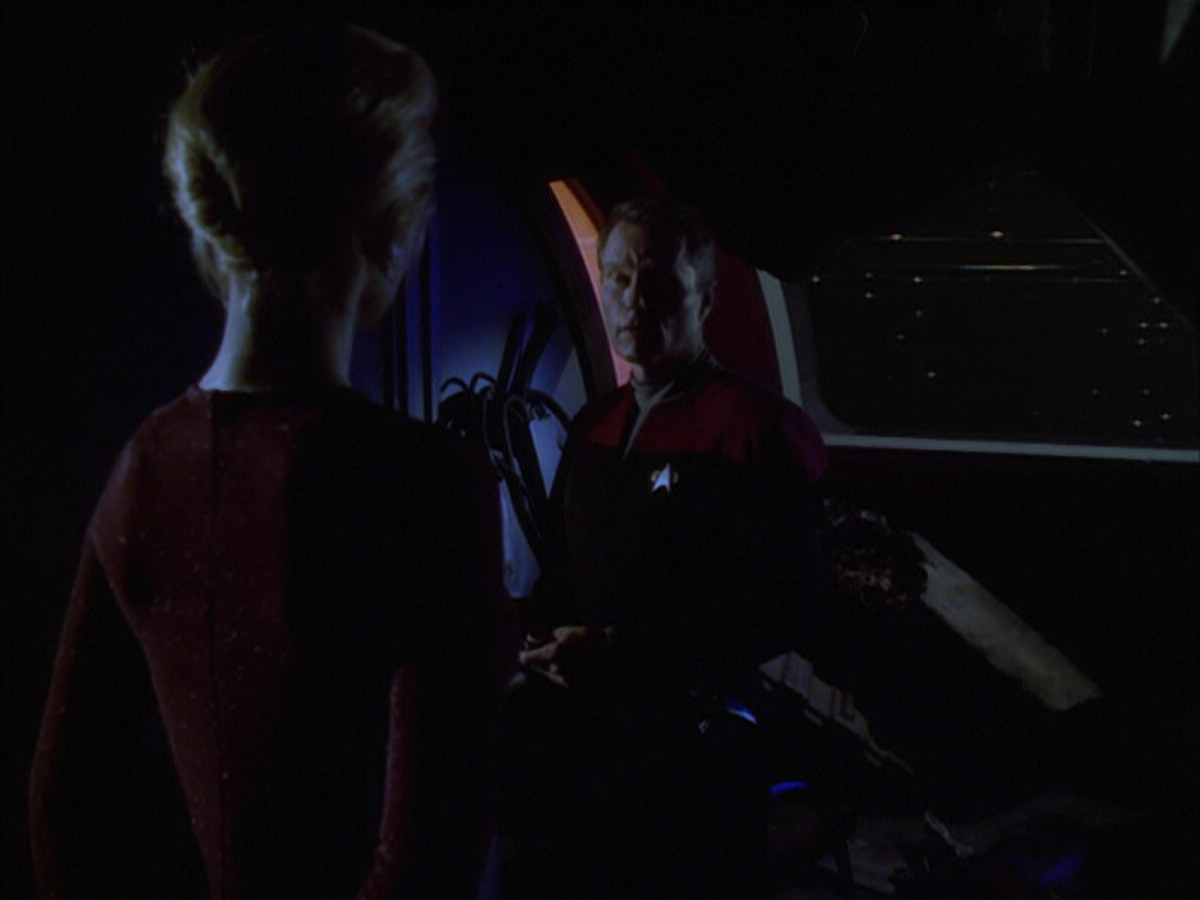 extant_StarTrek_VOY_6x01-EquinoxPart2_00580.jpg