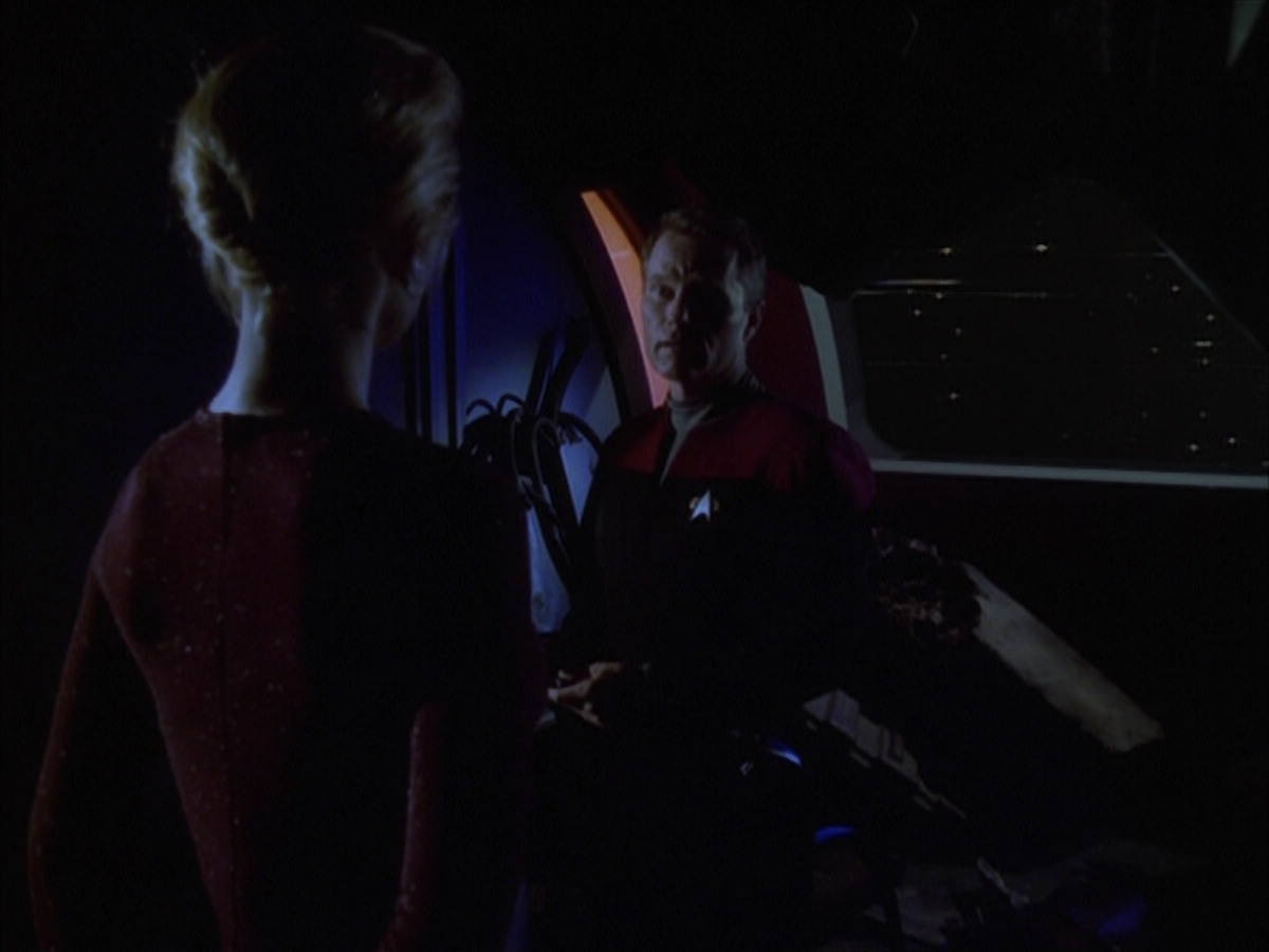 extant_StarTrek_VOY_6x01-EquinoxPart2_00581.jpg