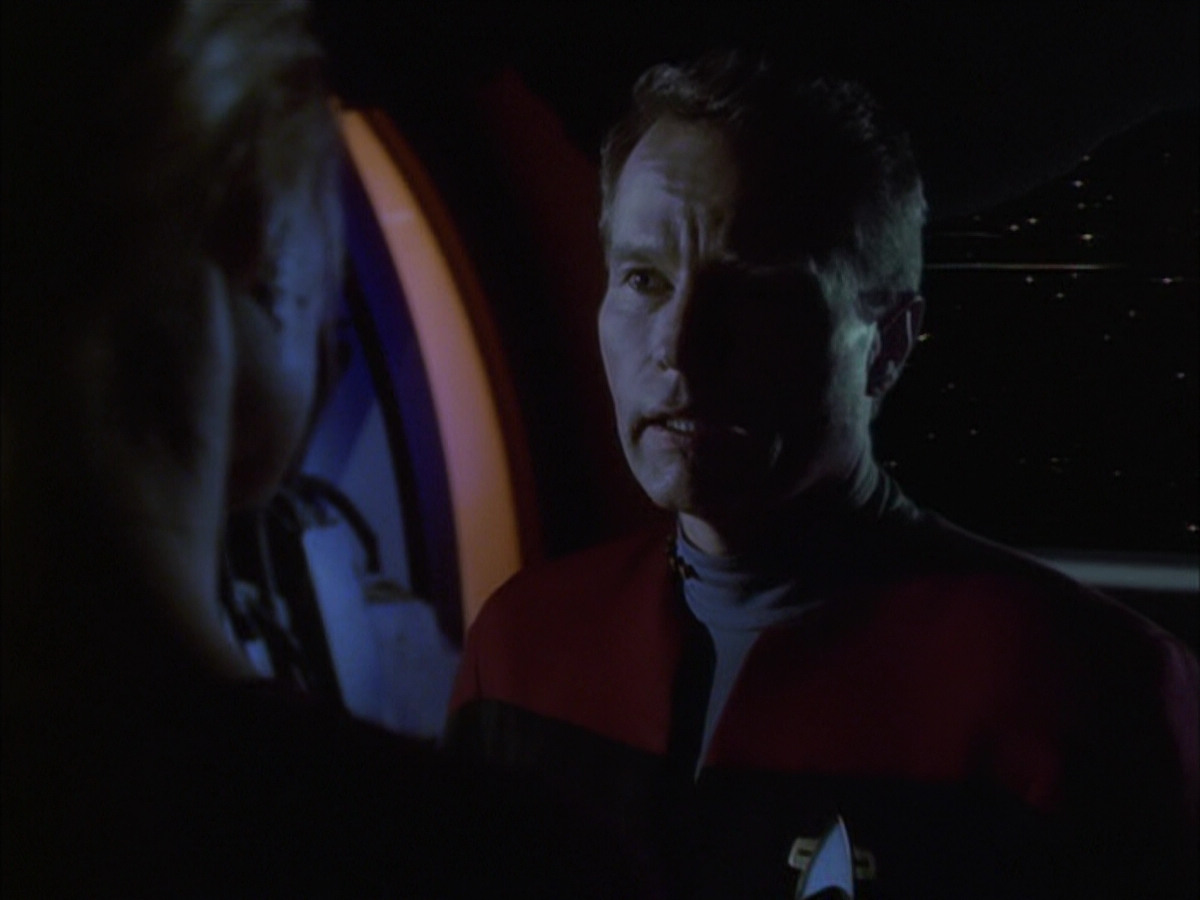 extant_StarTrek_VOY_6x01-EquinoxPart2_00600.jpg