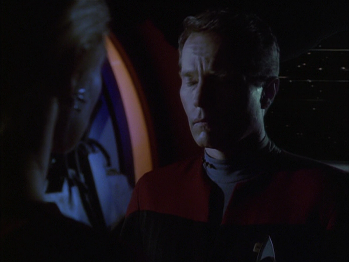 extant_StarTrek_VOY_6x01-EquinoxPart2_00614.jpg