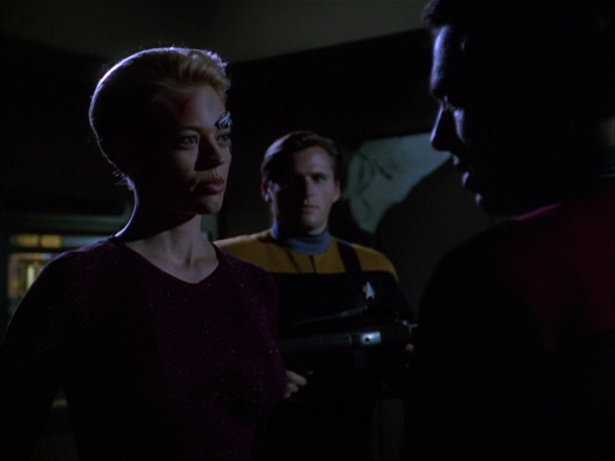 extant_StarTrek_VOY_6x01-EquinoxPart2_00654.jpg