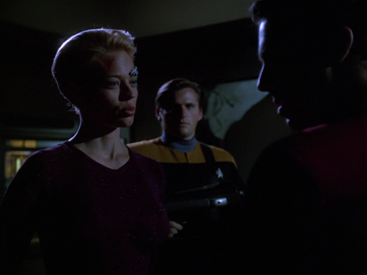 extant_StarTrek_VOY_6x01-EquinoxPart2_00655.jpg
