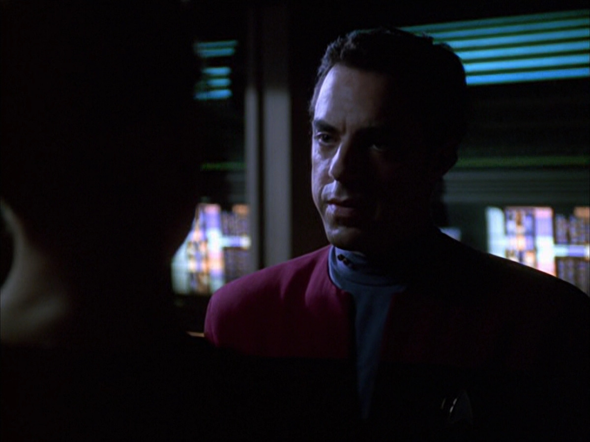 extant_StarTrek_VOY_6x01-EquinoxPart2_00660.jpg