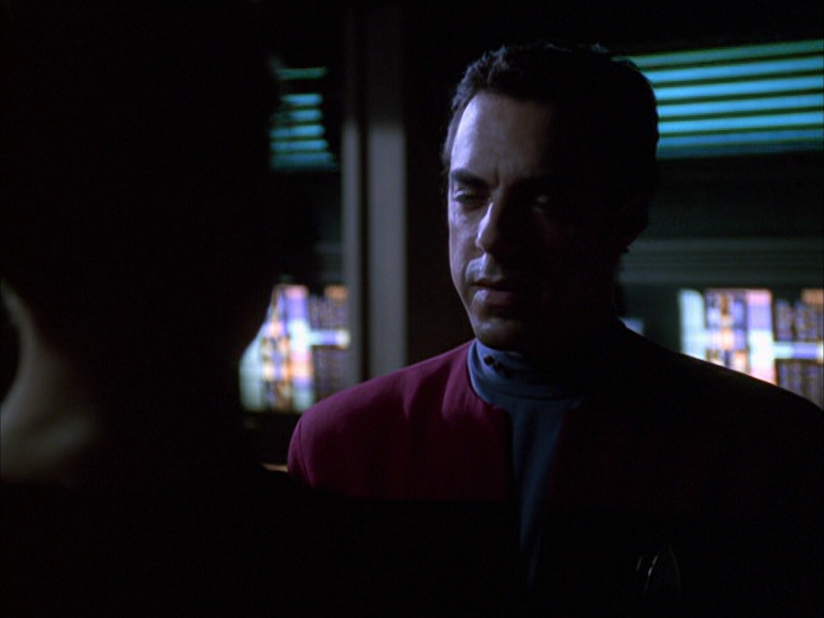 extant_StarTrek_VOY_6x01-EquinoxPart2_00662.jpg