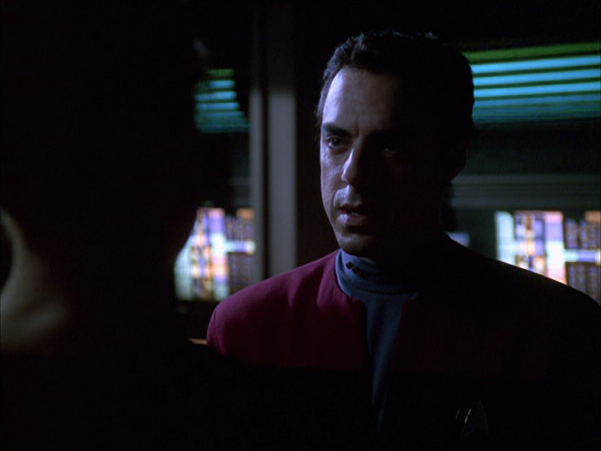 extant_StarTrek_VOY_6x01-EquinoxPart2_00663.jpg