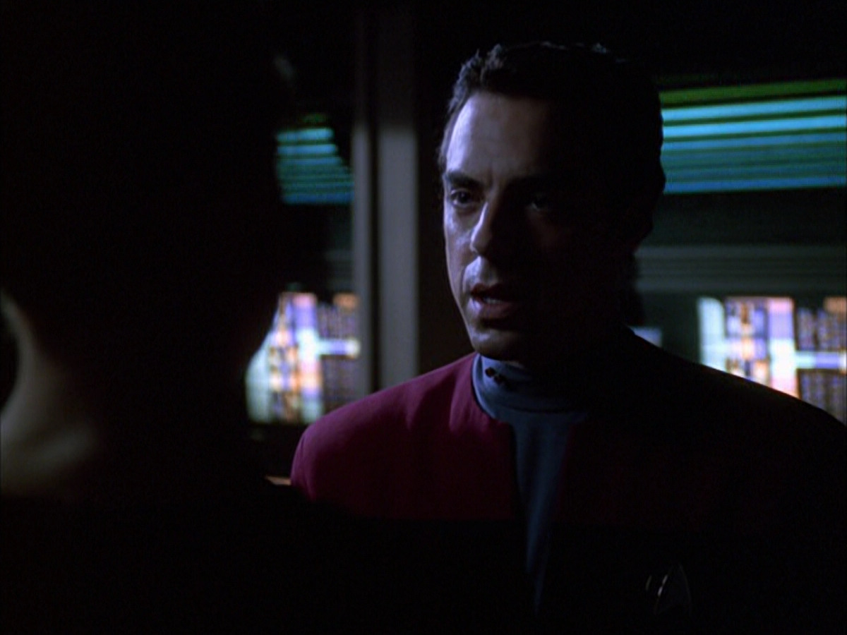 extant_StarTrek_VOY_6x01-EquinoxPart2_00664.jpg