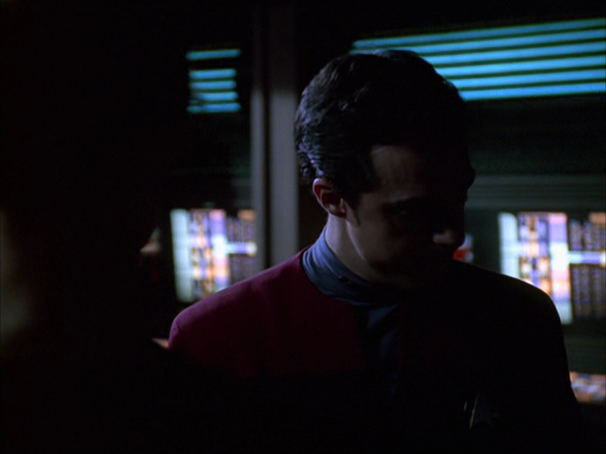 extant_StarTrek_VOY_6x01-EquinoxPart2_00691.jpg