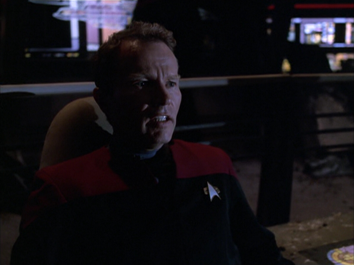 extant_StarTrek_VOY_6x01-EquinoxPart2_00726.jpg