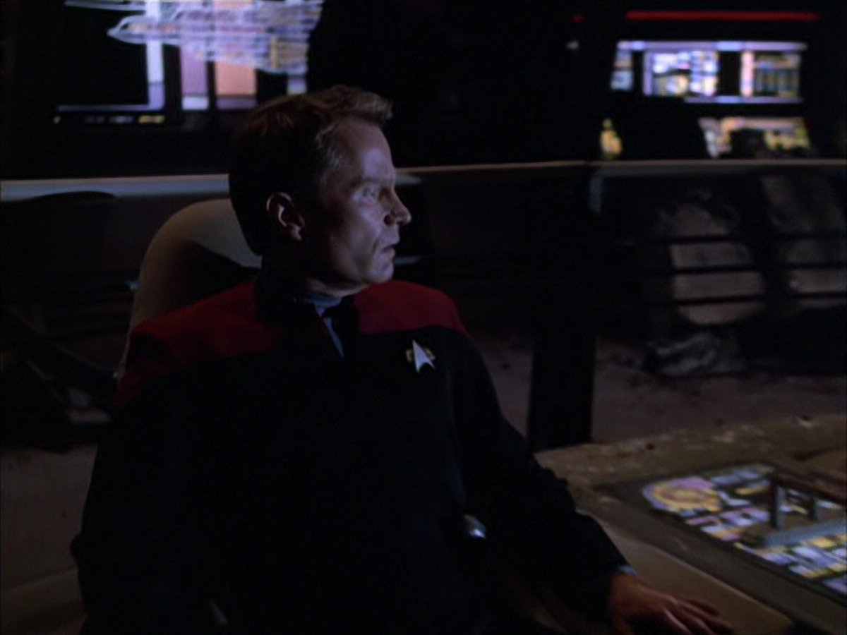 extant_StarTrek_VOY_6x01-EquinoxPart2_00743.jpg