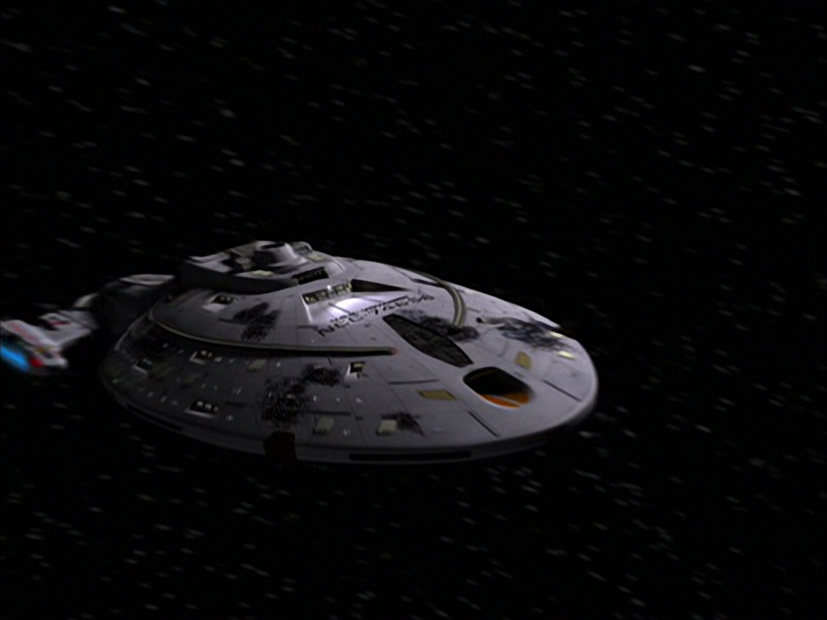 extant_StarTrek_VOY_6x01-EquinoxPart2_00809.jpg
