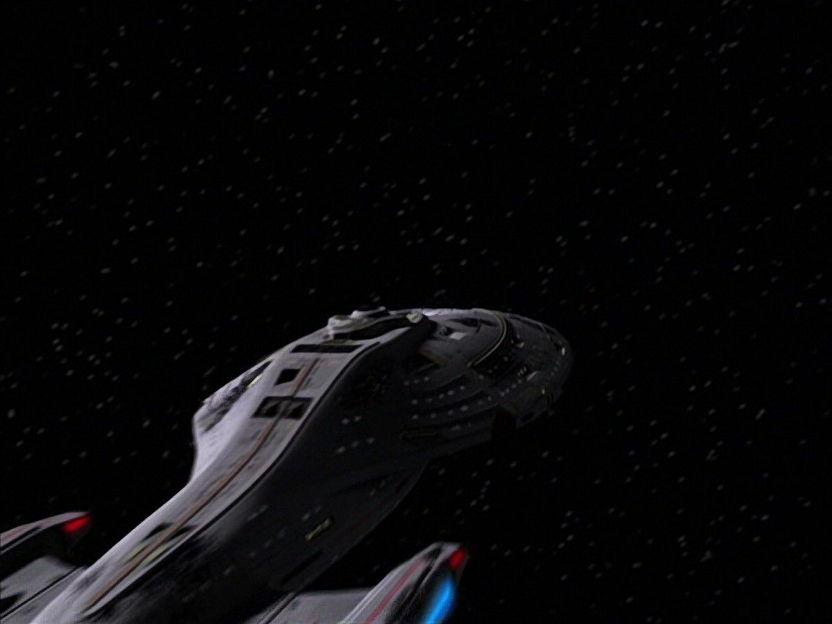 extant_StarTrek_VOY_6x01-EquinoxPart2_00812.jpg