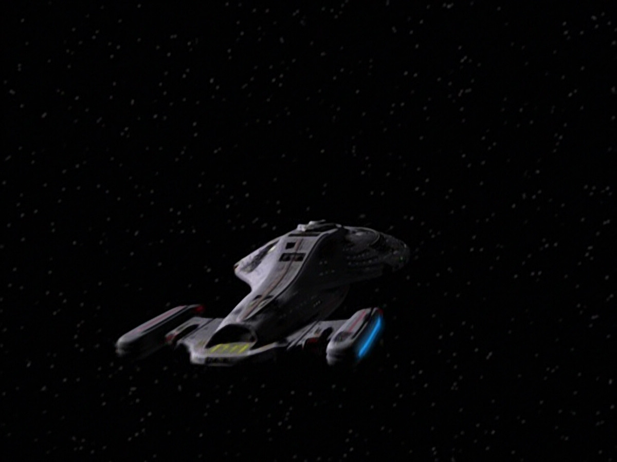 extant_StarTrek_VOY_6x01-EquinoxPart2_00813.jpg
