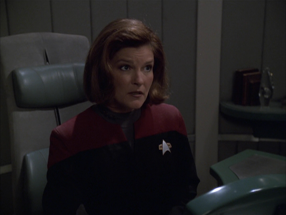 extant_StarTrek_VOY_6x01-EquinoxPart2_00939.jpg