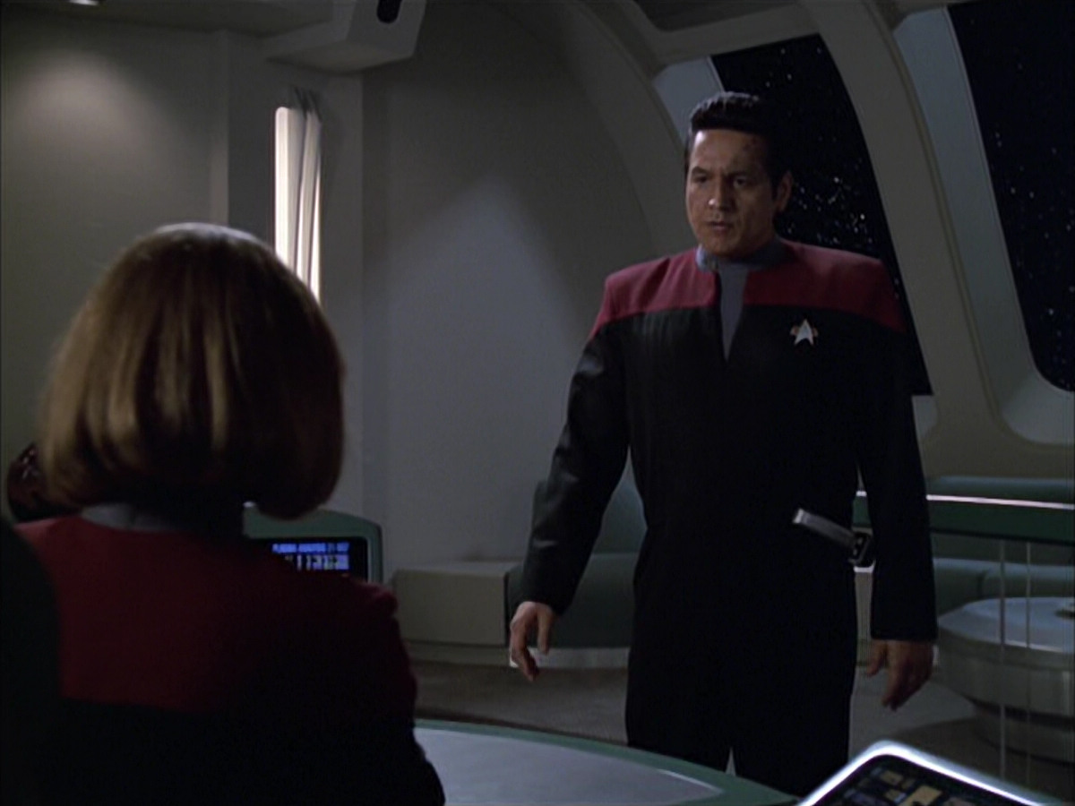 extant_StarTrek_VOY_6x01-EquinoxPart2_00974.jpg