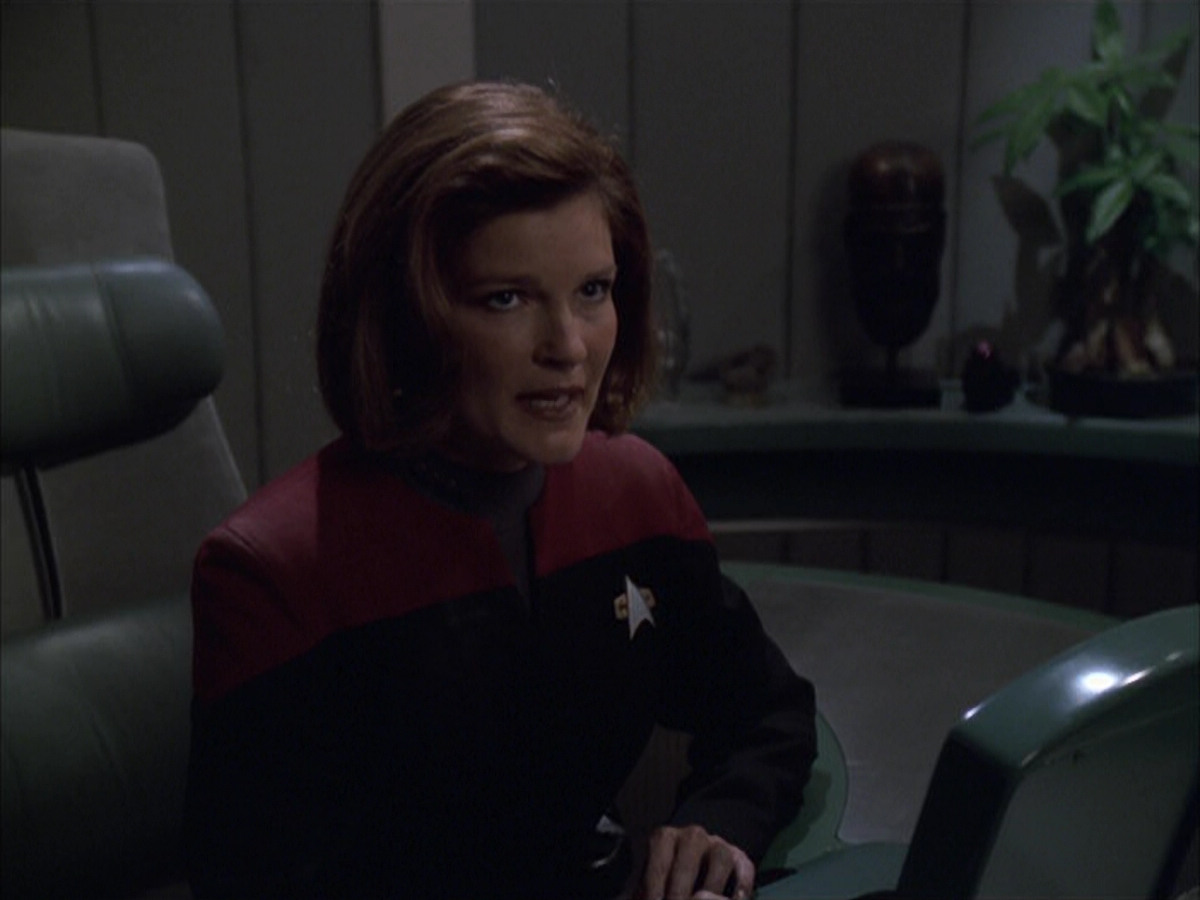 extant_StarTrek_VOY_6x01-EquinoxPart2_00995.jpg