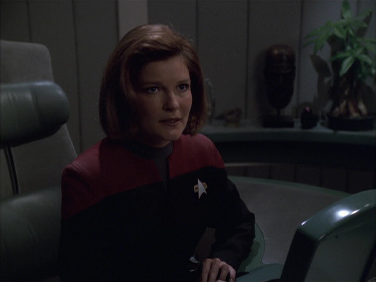 extant_StarTrek_VOY_6x01-EquinoxPart2_01006.jpg