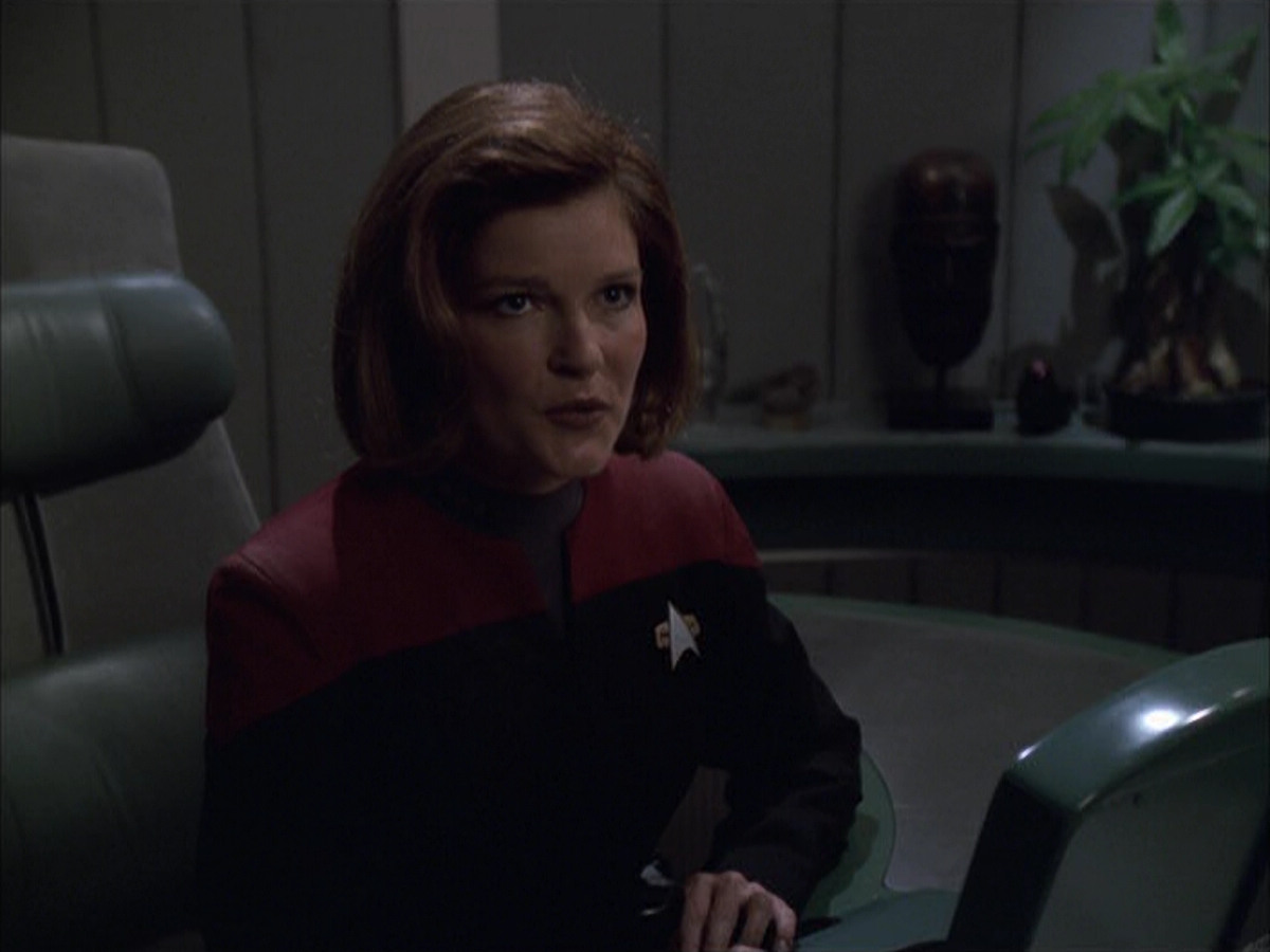 extant_StarTrek_VOY_6x01-EquinoxPart2_01007.jpg