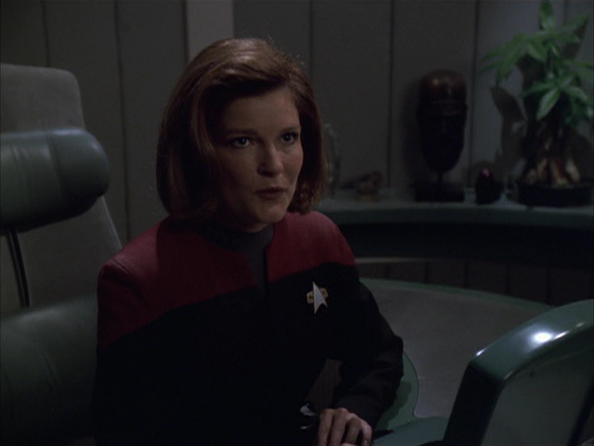 extant_StarTrek_VOY_6x01-EquinoxPart2_01009.jpg