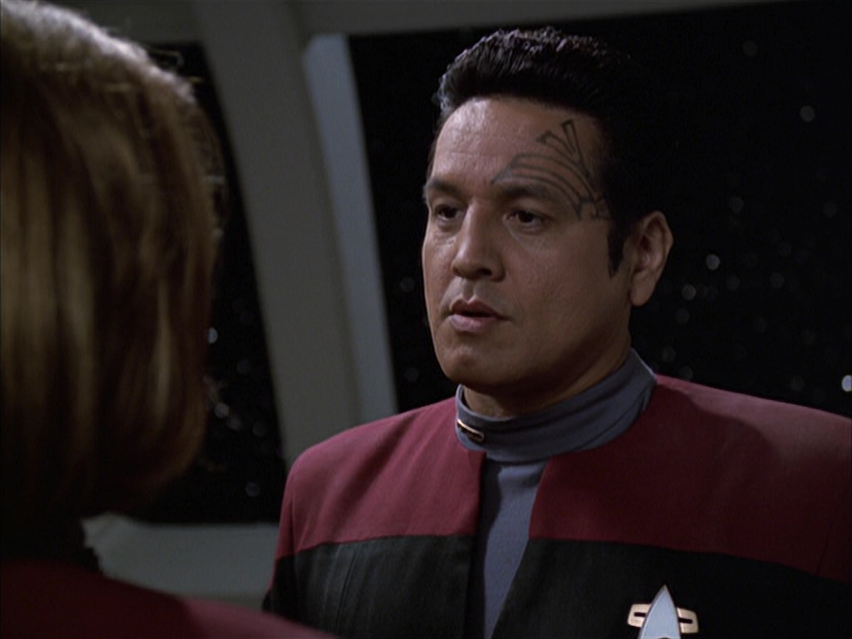 extant_StarTrek_VOY_6x01-EquinoxPart2_01032.jpg