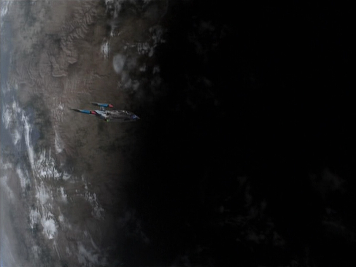 extant_StarTrek_VOY_6x01-EquinoxPart2_01054.jpg