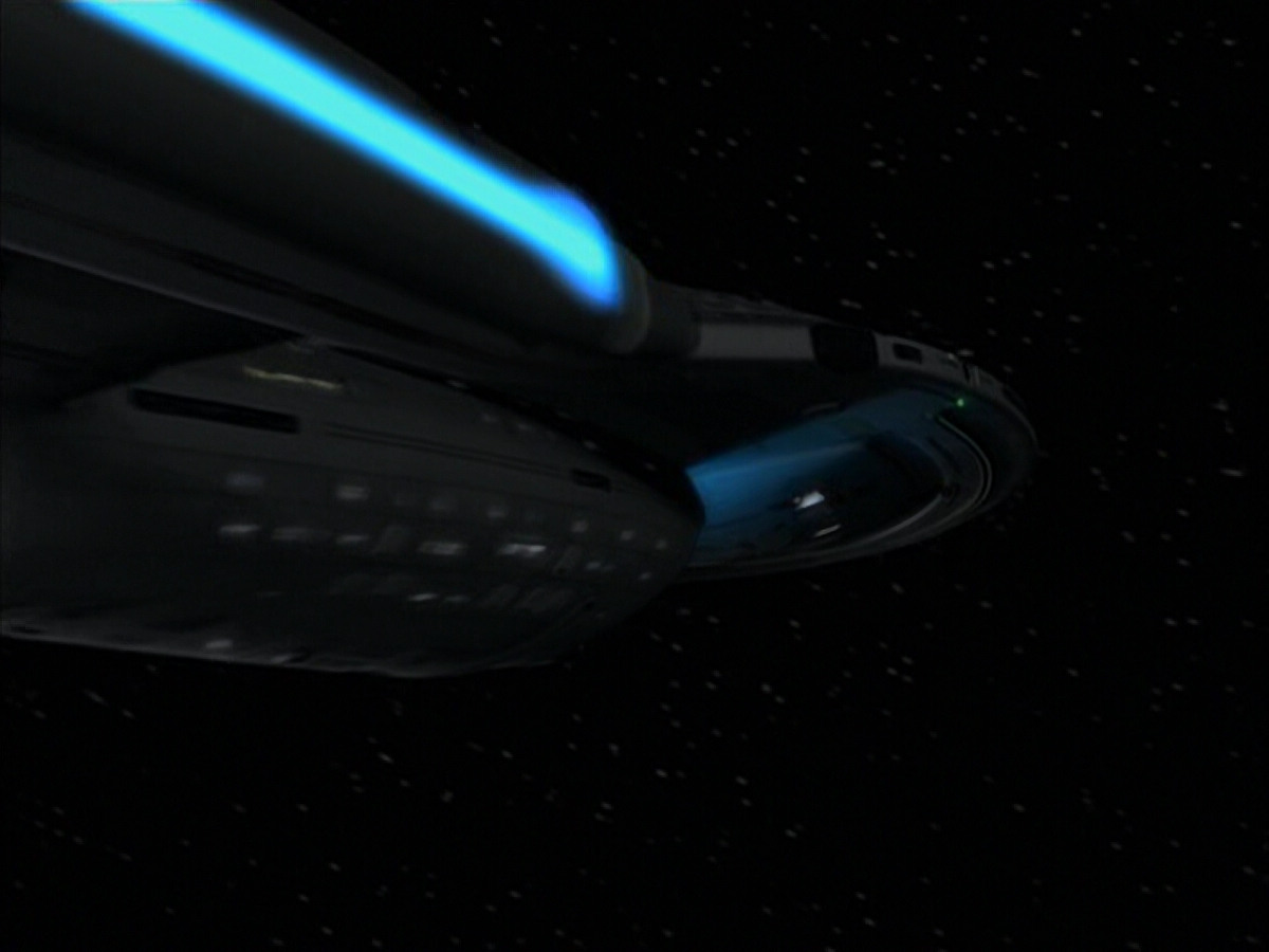 extant_StarTrek_VOY_6x01-EquinoxPart2_01254.jpg
