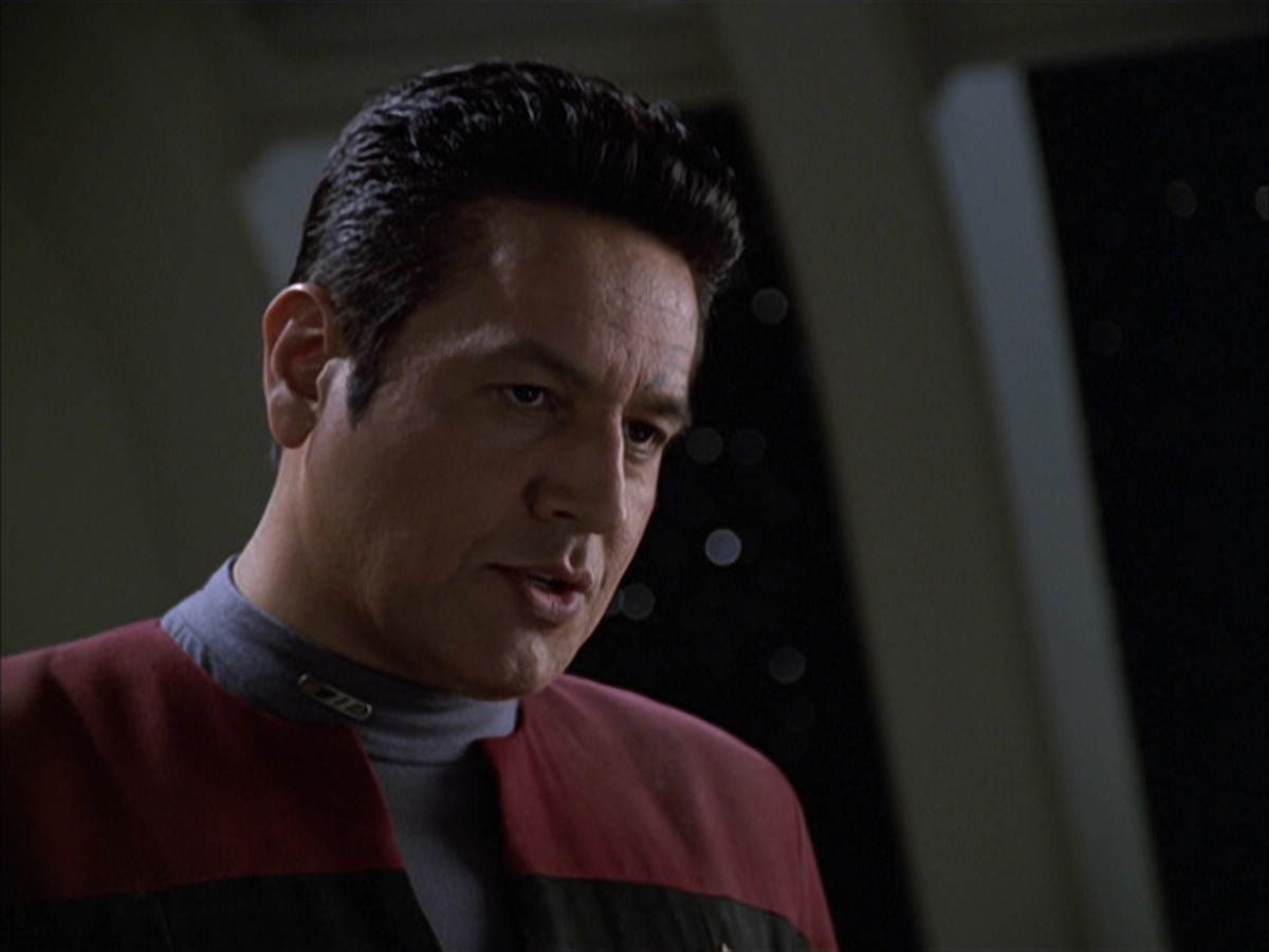 extant_StarTrek_VOY_6x01-EquinoxPart2_01296.jpg