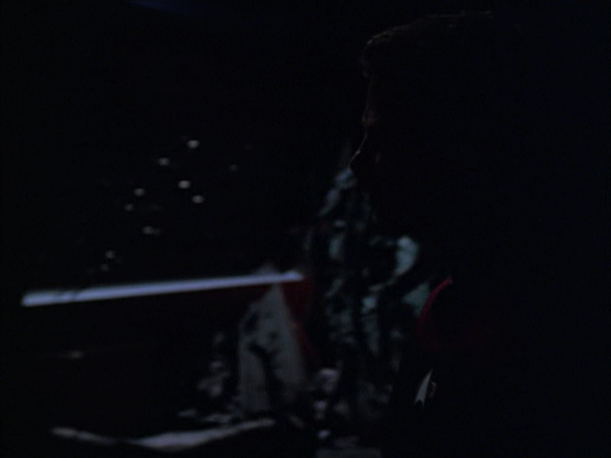 extant_StarTrek_VOY_6x01-EquinoxPart2_01393.jpg