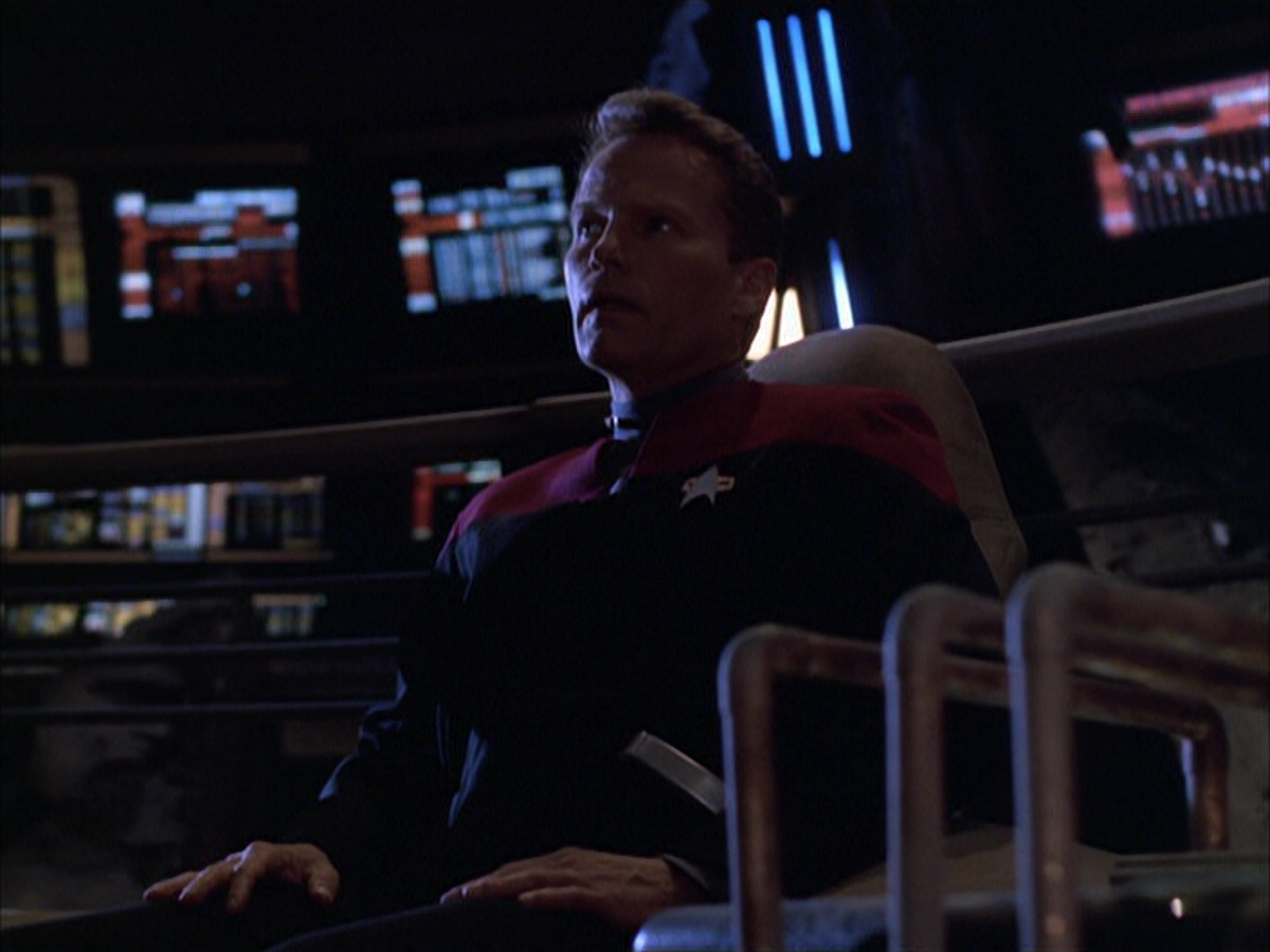 extant_StarTrek_VOY_6x01-EquinoxPart2_01538.jpg