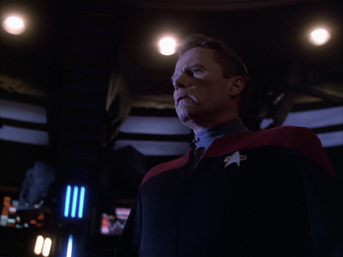 extant_StarTrek_VOY_6x01-EquinoxPart2_01543.jpg