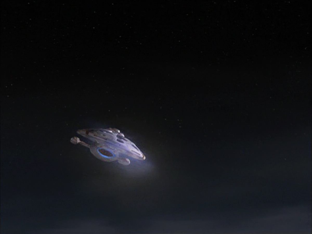 extant_StarTrek_VOY_6x01-EquinoxPart2_01753.jpg