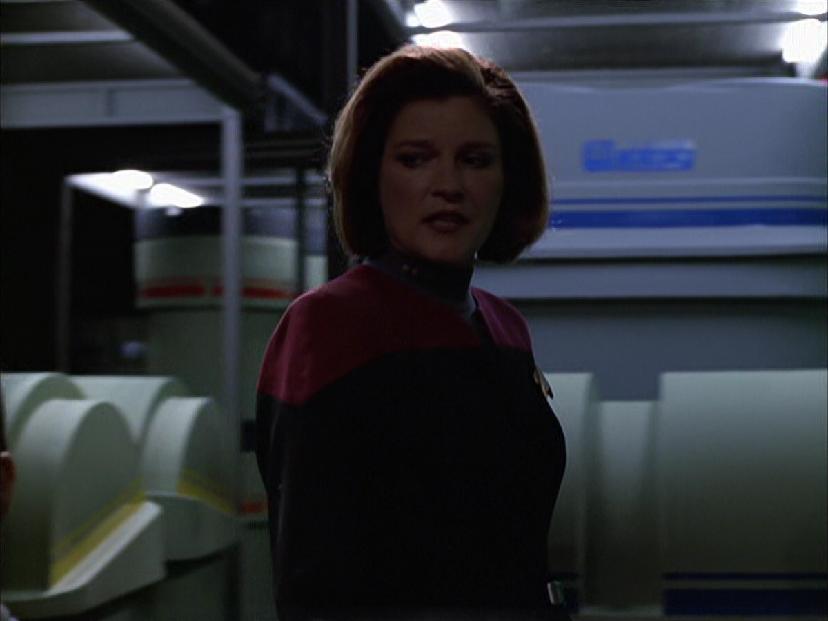extant_StarTrek_VOY_6x01-EquinoxPart2_01846.jpg