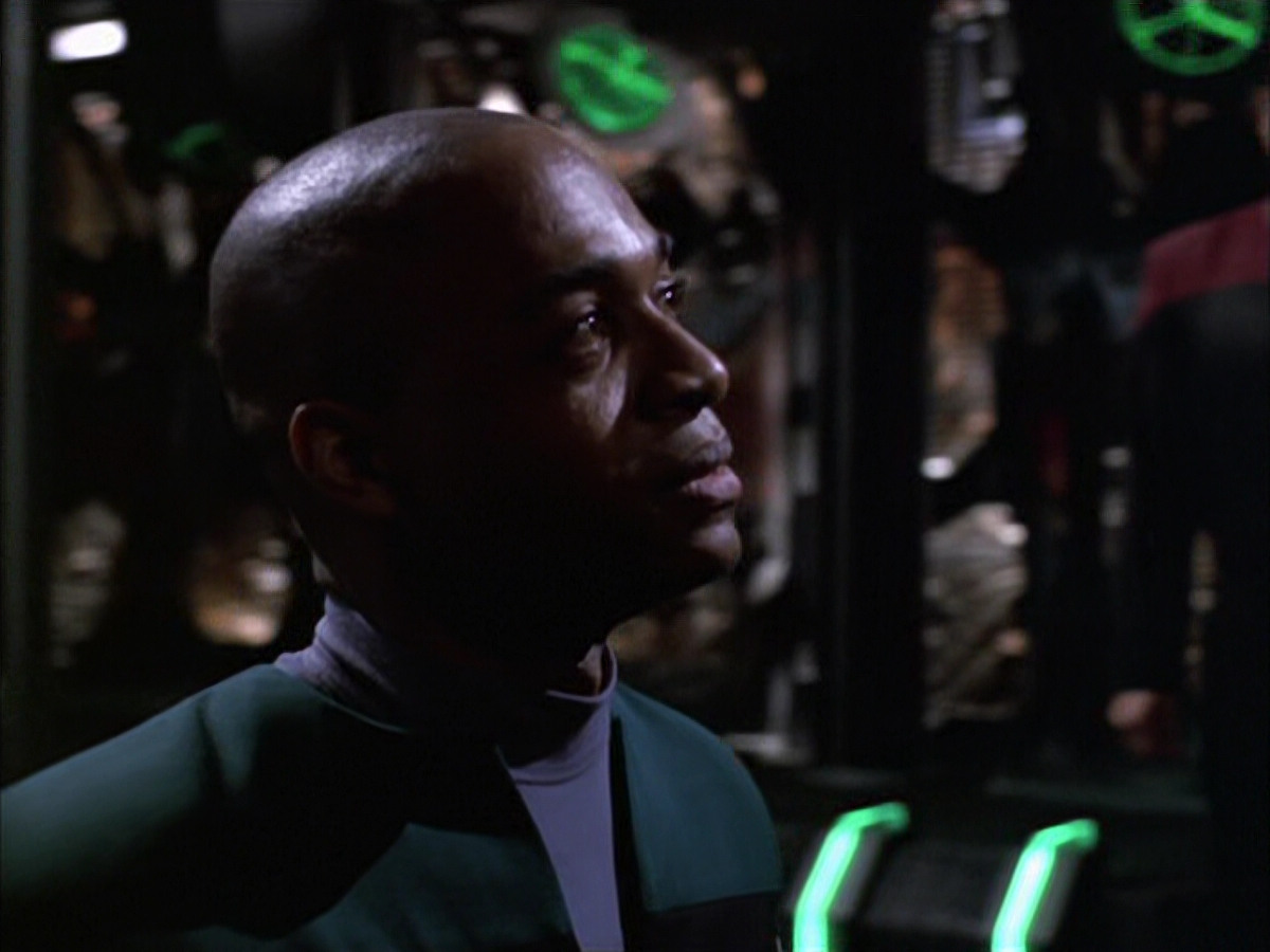 extant_StarTrek_VOY_6x01-EquinoxPart2_01856.jpg
