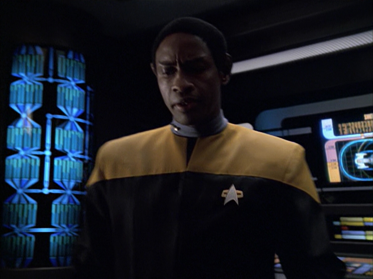 extant_StarTrek_VOY_6x01-EquinoxPart2_01954.jpg